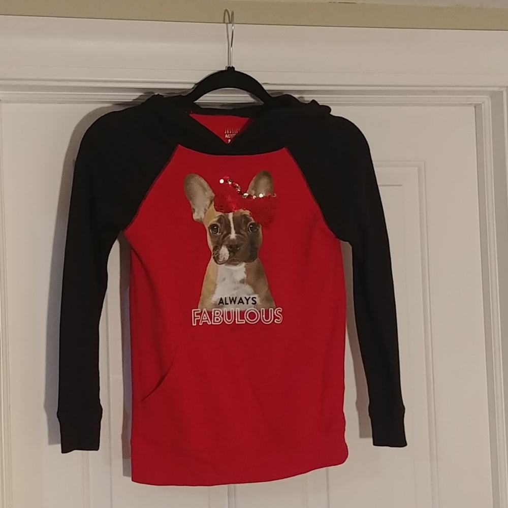 Sweatshirt